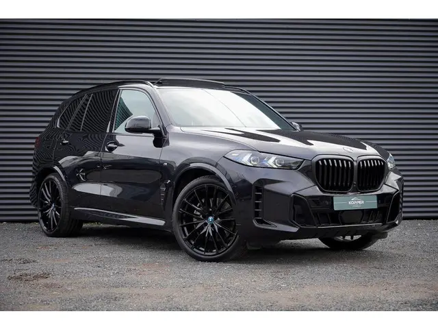 BMW X5 xDrive50e M-Sport 2023 Hybride Benzine 12