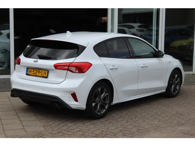 Ford Focus 1.0 EcoBoost ST Line Business 2020 Benzine 3