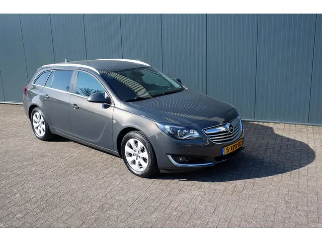 Opel Insignia Sports Tourer 1.6 T Business+ 2014 Benzine 4