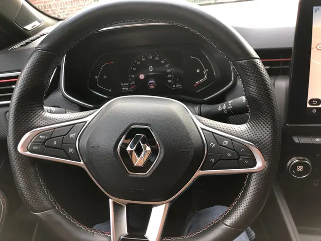 Renault Clio 1.0 TCe R.S. Line 2020 Benzine 30