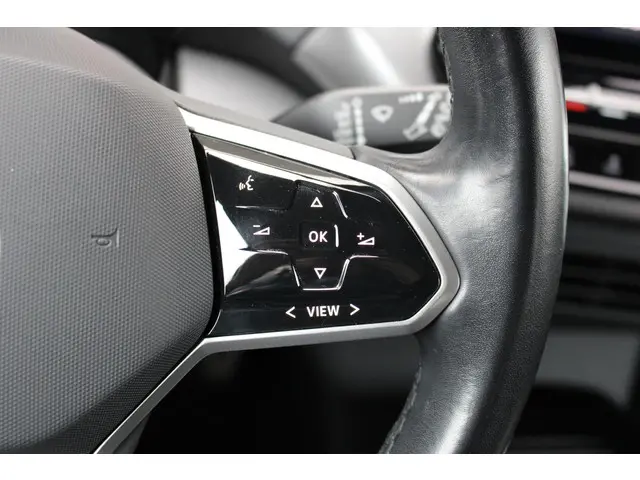 Volkswagen ID.4 Life 77 kWh 2021 Elektrisch 18