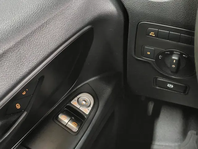 Mercedes-Benz Vito 114CDI Trekhaak Euro 6! 2019 Diesel 15