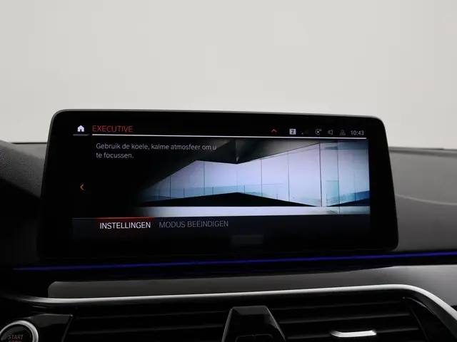 BMW 5 Serie 540i M-SPORT 2022 Benzine 53