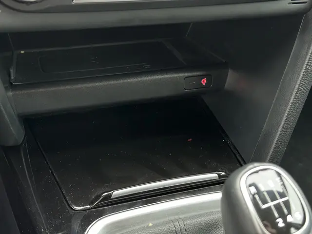 Kia Ceed 1.0 T-GDi DynamicLine 2022 Benzine 27
