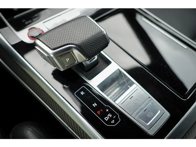 Audi RSQ8 4.0 TFSI Q8 quattro 2021 Benzine 55