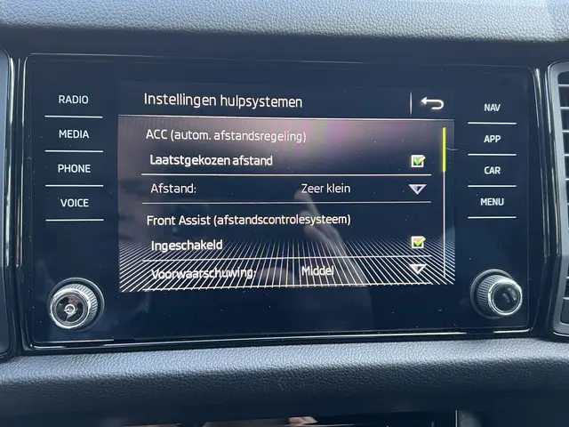 Škoda Kodiaq 1.5 TSI DSG Sportline Business 2020 Benzine 22