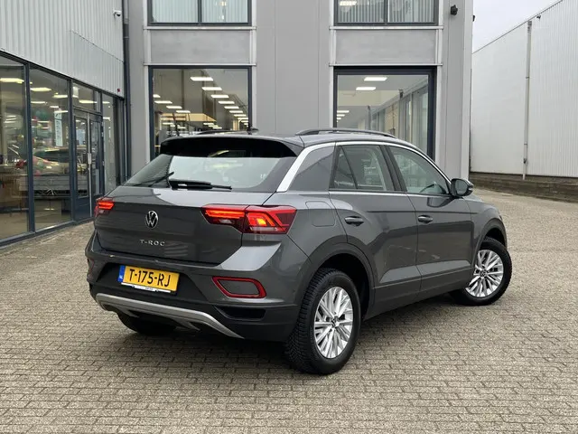 Volkswagen T-Roc 1.0 TSI Life 2023 Benzine 2