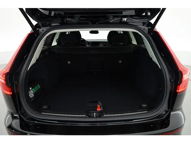 Volvo V60 T6 Recharge Plus Bright 2024 Hybride Benzine 22