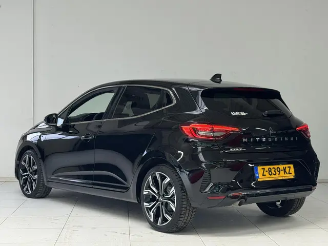 Mitsubishi Colt 1.0T MT First Edition 2024 Benzine 6