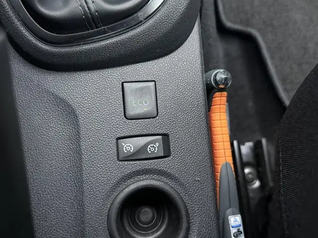 Renault Captur 1.2 TCe Intens 2017 Benzine 27