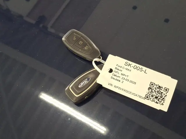 Ford C-MAX 1.0 Titanium 2016 Benzine 13