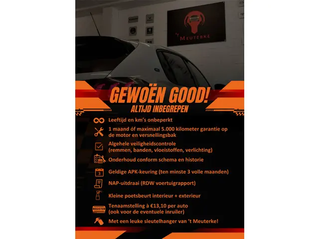 Mercedes-Benz GLA 180 Prestige 2015 Benzine 34