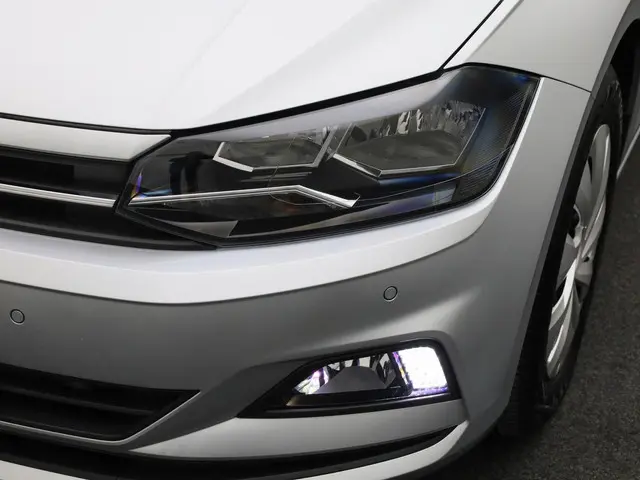 Volkswagen Polo 1.0TSI/95PK Comfortline DSG 2021 Benzine 13