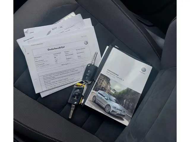 Volkswagen Golf 1.5 TSI Highline 2019 Benzine 28