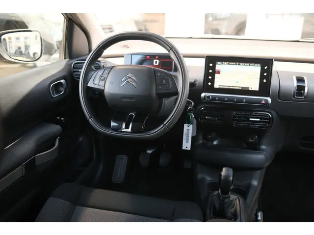 Citroën C4 Cactus 1.2 PureTech Shine 2017 Benzine 39