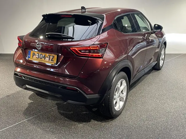 Nissan Juke 1.0 DIG-T N-Connecta 2022 Benzine 2