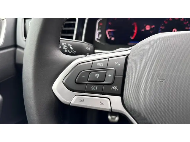 Volkswagen Polo 1.0 TSI R-Line Edition 2026 Benzine 19