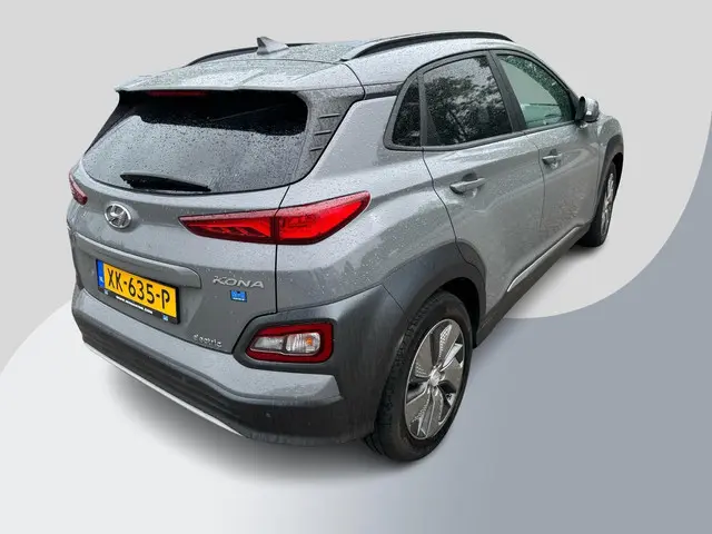 Hyundai Kona 3
