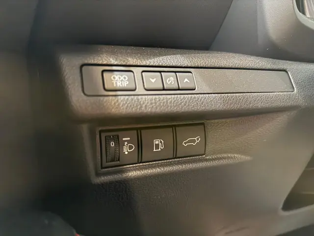 Lexus LBX Elegant 2WD + Tech Pack 2025 Hybride Benzine 17