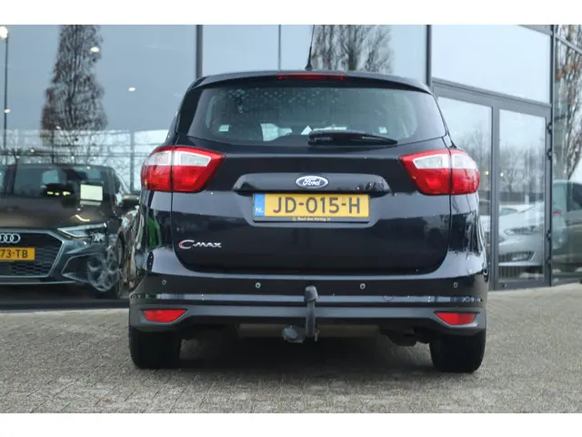 Ford C-MAX 1.6 TITANIUM 2013 Benzine 8