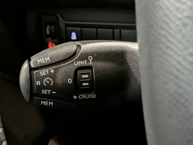 Peugeot 308 1.2 VTi Active 2014 Benzine 20