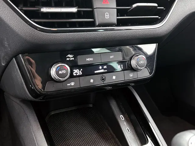 Škoda Kamiq 1.0 TSI Business Edition DSG 2025 Benzine 23