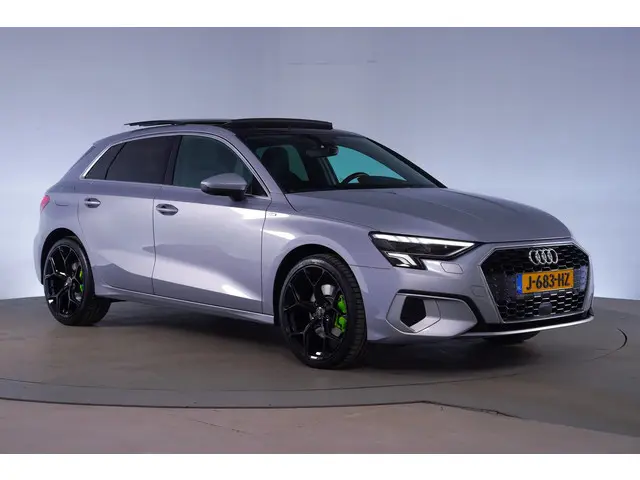 Audi A3 35TFSI S-Line[RS Velg Pano Leder] 2020 Benzine 38