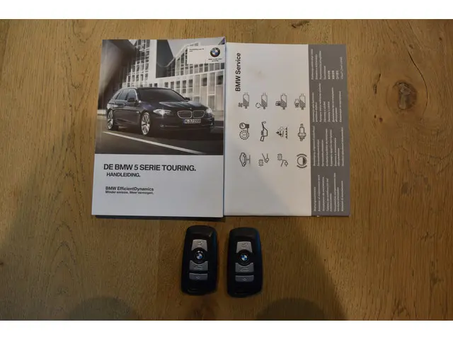 BMW 5 Serie Touring 535i High Executive 2012 Benzine 25