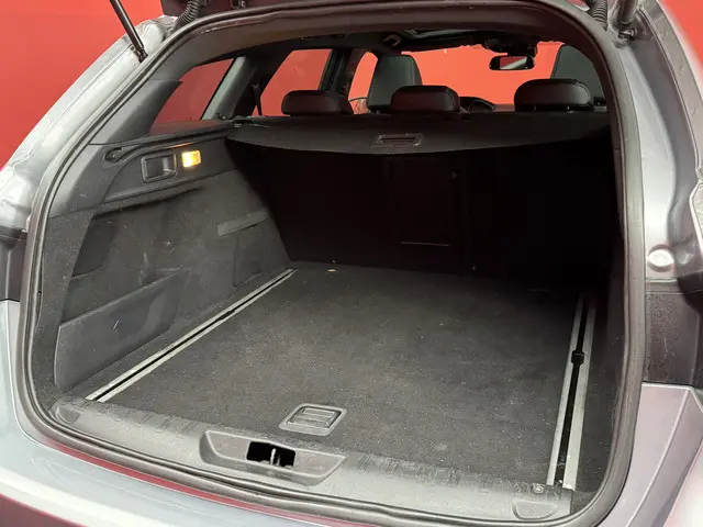 Peugeot 308 SW 1.2 PureTech GT-line 2015 Benzine 15