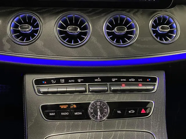 Mercedes-Benz CLS 450 4MATIC Premium Plus 2019 Benzine 29