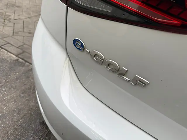 Volkswagen e-Golf E-Golf 2017 Elektrisch 11