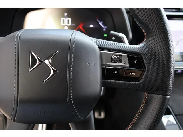 DS DS 7 Crossback 1.6 Performance Line 2021 Benzine 31