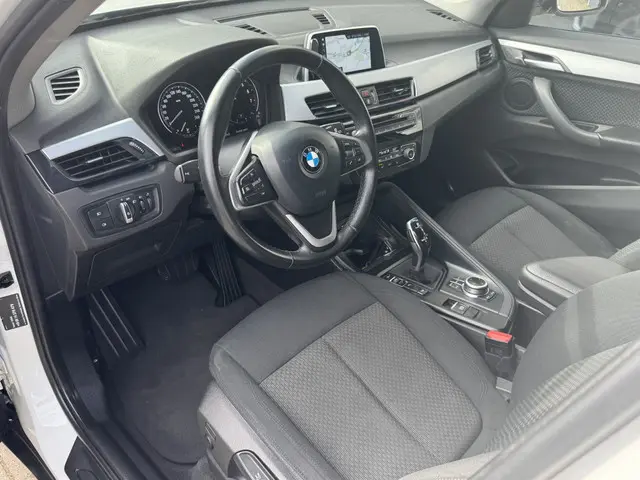 BMW X1 xDrive20i High Executive Ed. 2019 Benzine 13