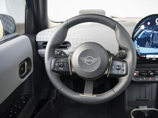 MINI 5-Deurs C 2025 Benzine 7