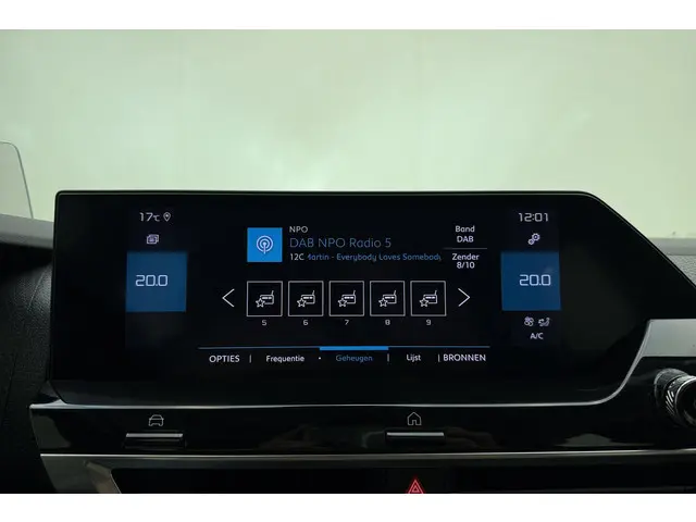 Citroën C4 1.2 130pk Feel Edition 2021 Benzine 26