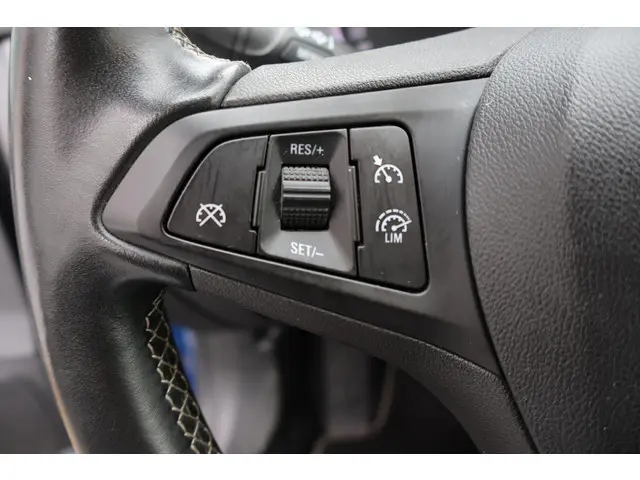 Opel Astra 1.2 Edition 2020 Benzine 13