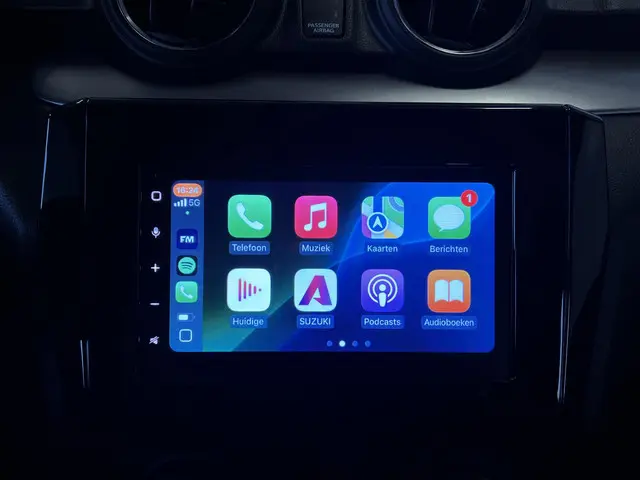 Suzuki Swift 1.2 SportLine Smart Hybrid 2023 Benzine 14