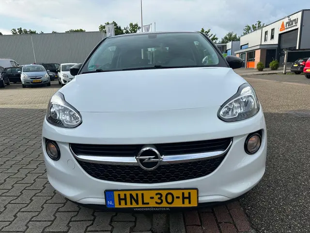Opel ADAM 1.4 Bi-Fuel Jam 2015 Benzine 6