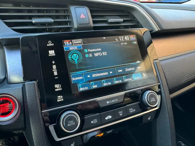 Honda Civic 1.5 i-VTEC Executive 2018 Benzine 15