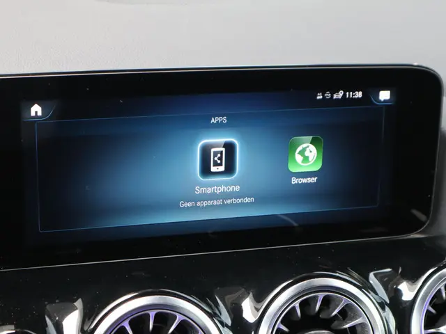 Mercedes-Benz GLA 250 e AMG Line 2022 Hybride Benzine 27