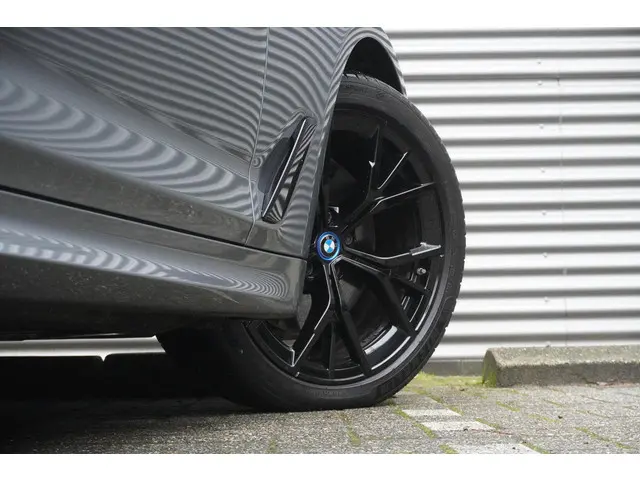 BMW 5 Serie Touring 530e xDrive 2023 Hybride Benzine 7