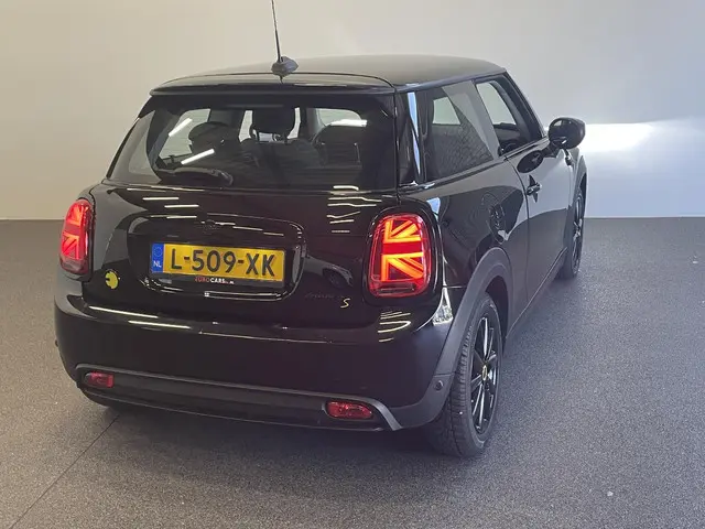 MINI Electric Mini Classic 33 kWh 2021 Elektrisch 8