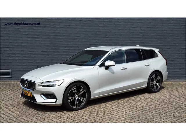 Volvo V60 3
