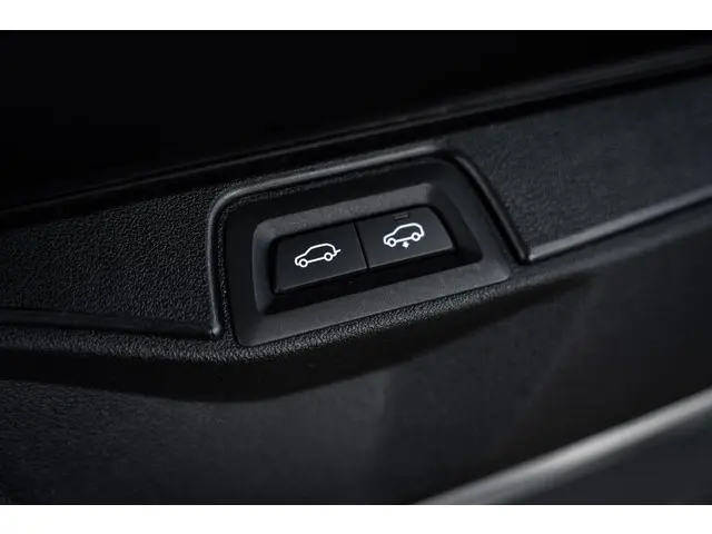 BMW X5 xDrive45e High Executive 2023 Hybride Benzine 45