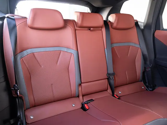 BMW iX3 50 xDrive 2026 Elektrisch 11