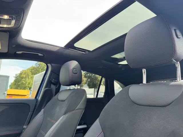 Mercedes-Benz EQA 250+ AMG Line 71 kWh 2024 Elektrisch 3