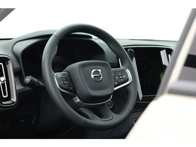Volvo XC40 2.0 B4 Ultra Dark 2024 Hybride Benzine 4