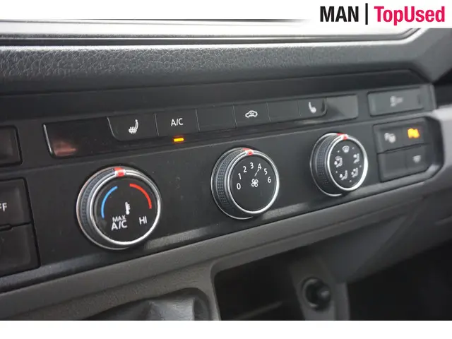 Volkswagen Crafter 35 2.0 TDI L4H3 Highline 2021 Diesel 16