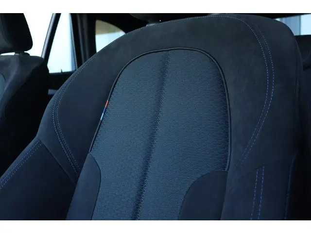 BMW X1 xDrive20i Executive 2017 Benzine 15