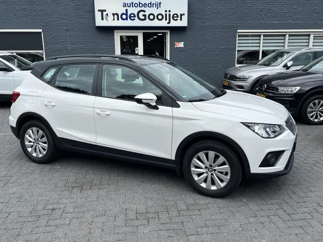 SEAT Arona 1.0 TSi Style 2020 Benzine 1